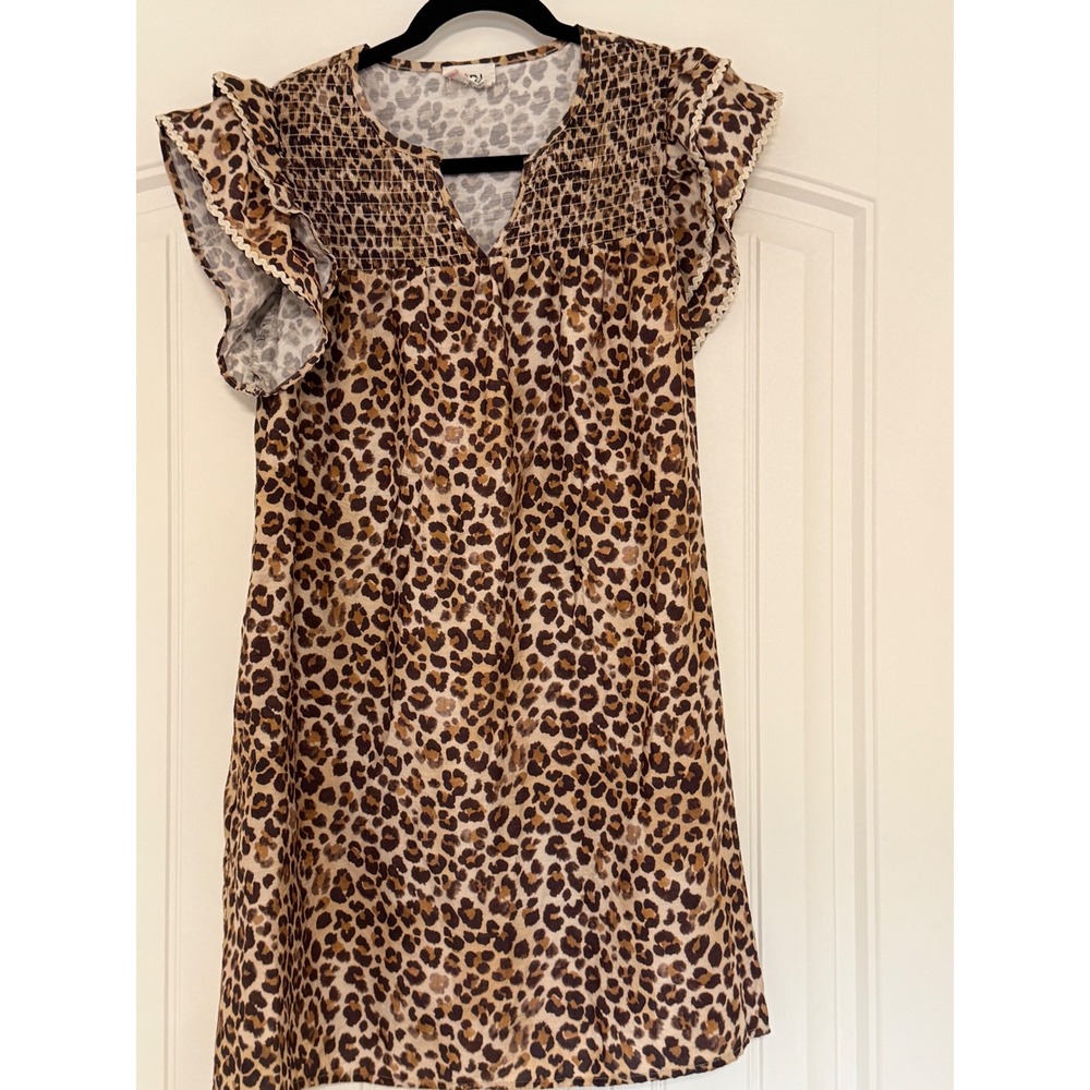 BIBI Womens Leopard Print Smocked V-Neck Flutter Sleeve Mini Babydoll S Pockets